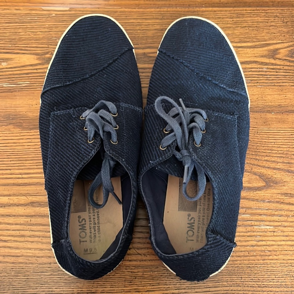 TOMS Men’s Blue Lace Up Size: M 9.5